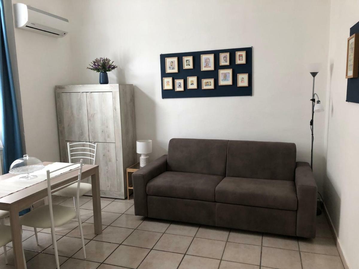 Ferienwohnung Al Centro Del Centro Cagliari Exterior foto