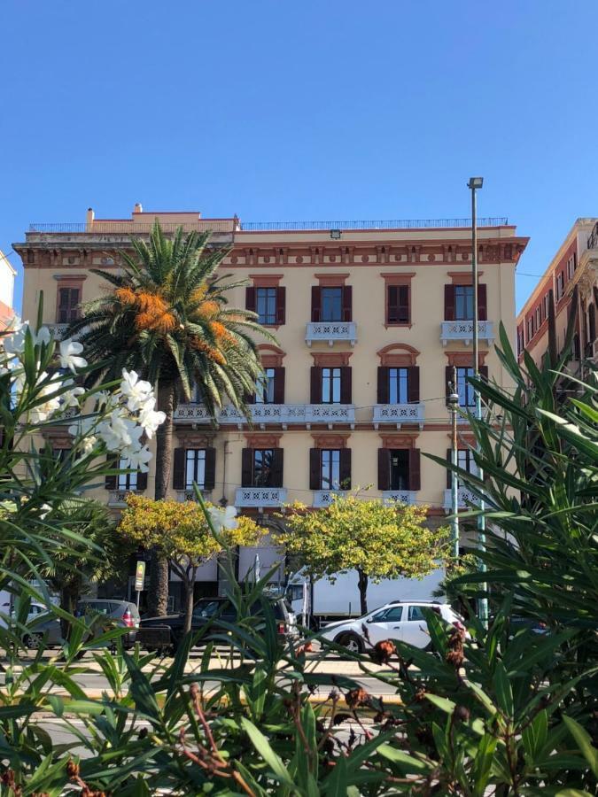 Ferienwohnung Al Centro Del Centro Cagliari Exterior foto