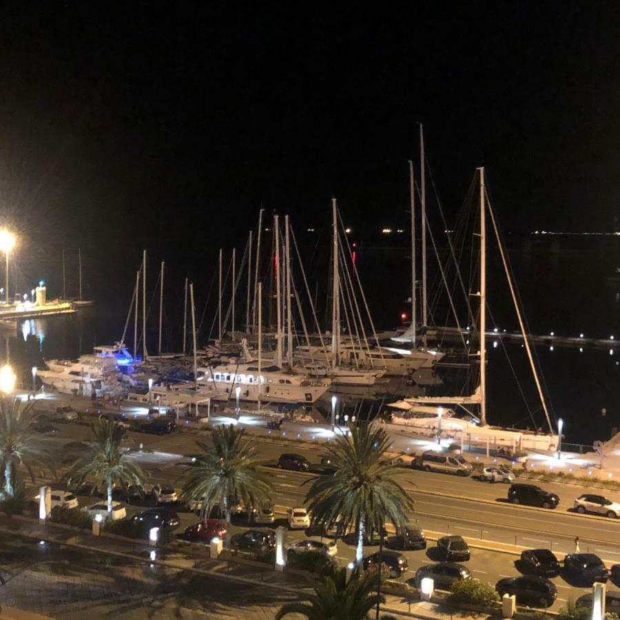 Ferienwohnung Al Centro Del Centro Cagliari Exterior foto